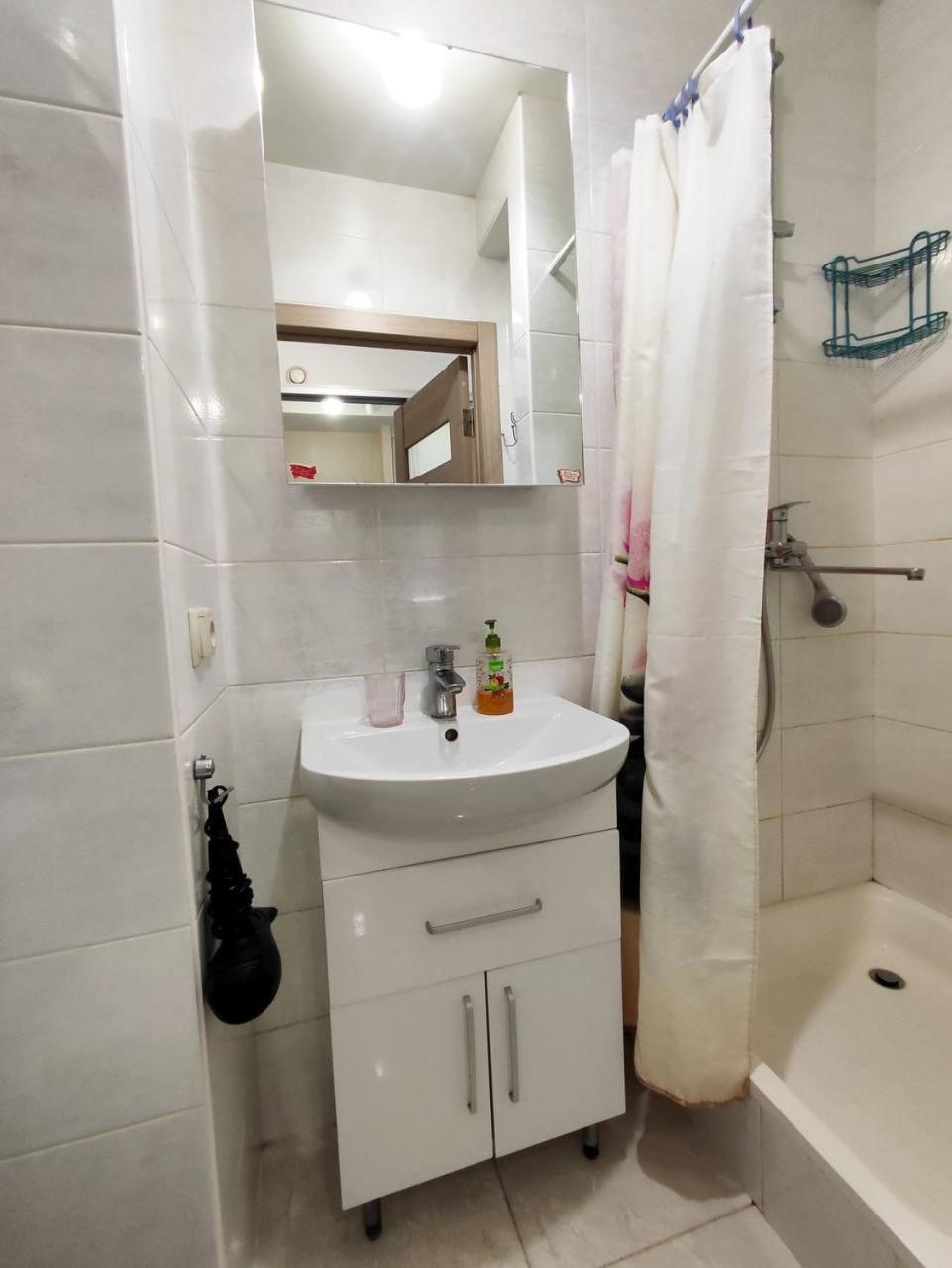 New Apartments In The City Center, Smart Tv Kharkov Luaran gambar